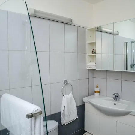 Melini Suites Boutique Larnaca