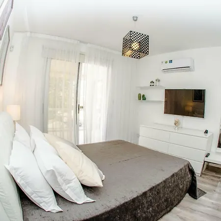 Melini Suites Boutique