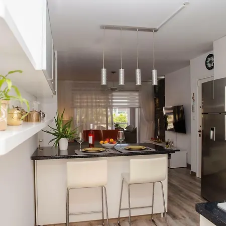 شقة Melini Suites Boutique *